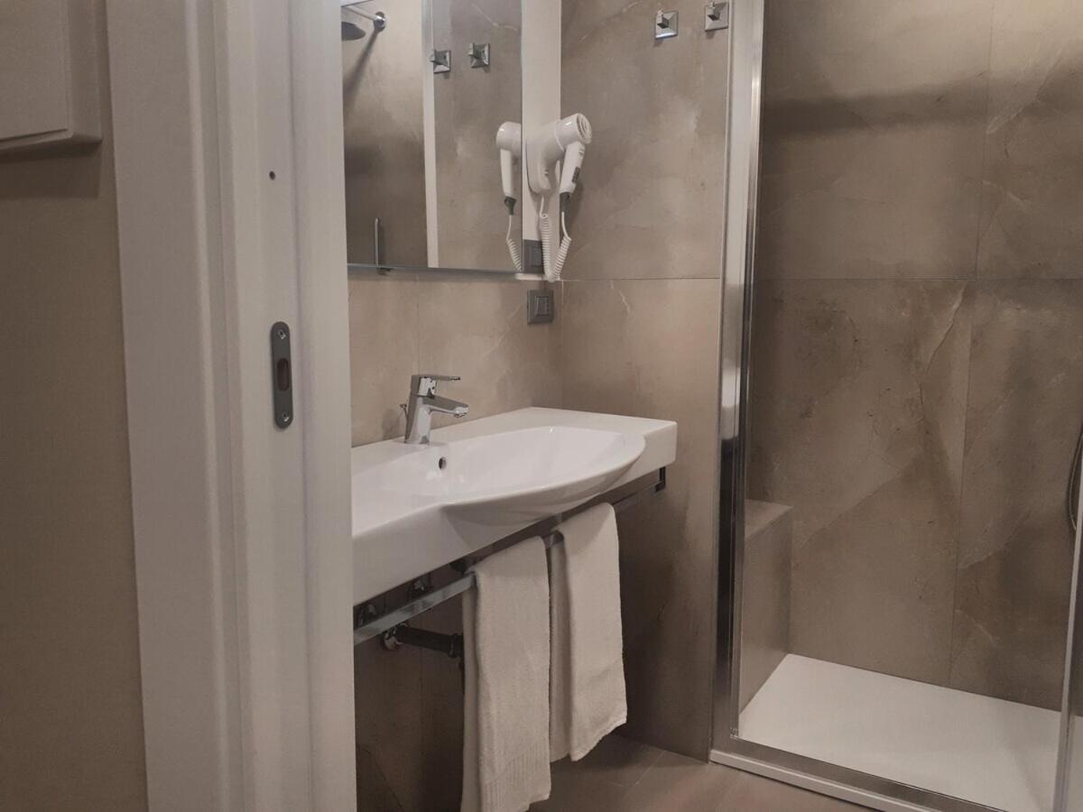 Smart Apartment Sei Chiese - Twa Boloňa Pokoj fotografie